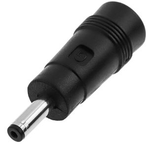 Adaptador Jack de Alimentación Universal 2.1 x 5.5 mm a 1.35 x 4 mm