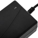 Fuente de alimentación de sobremesa. Adaptador de 220 VAC a 5 V y 5 A - VF03700 - 05